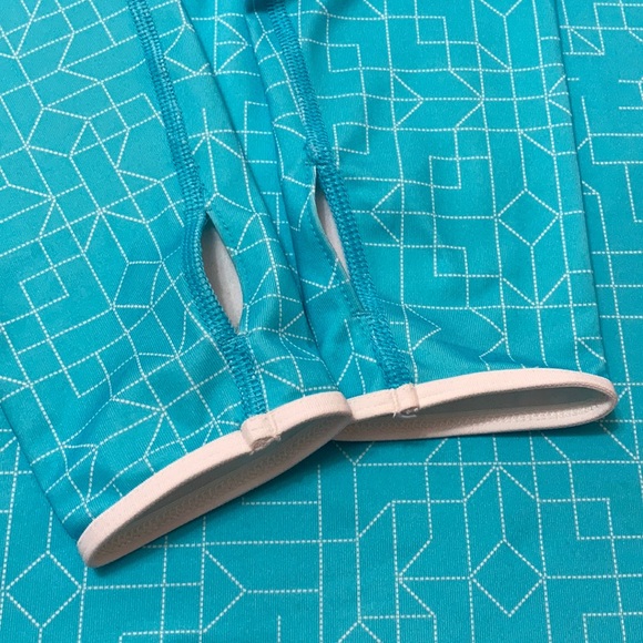 Nike Pro Yoga Running Jacket Half Zip Size Large - Picture 9 of 9